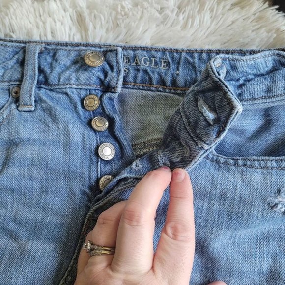 American Eagle Multi Button Denim Skirt Cut Off Raw Hem Y2K Size 0 - Picture 2 of 5